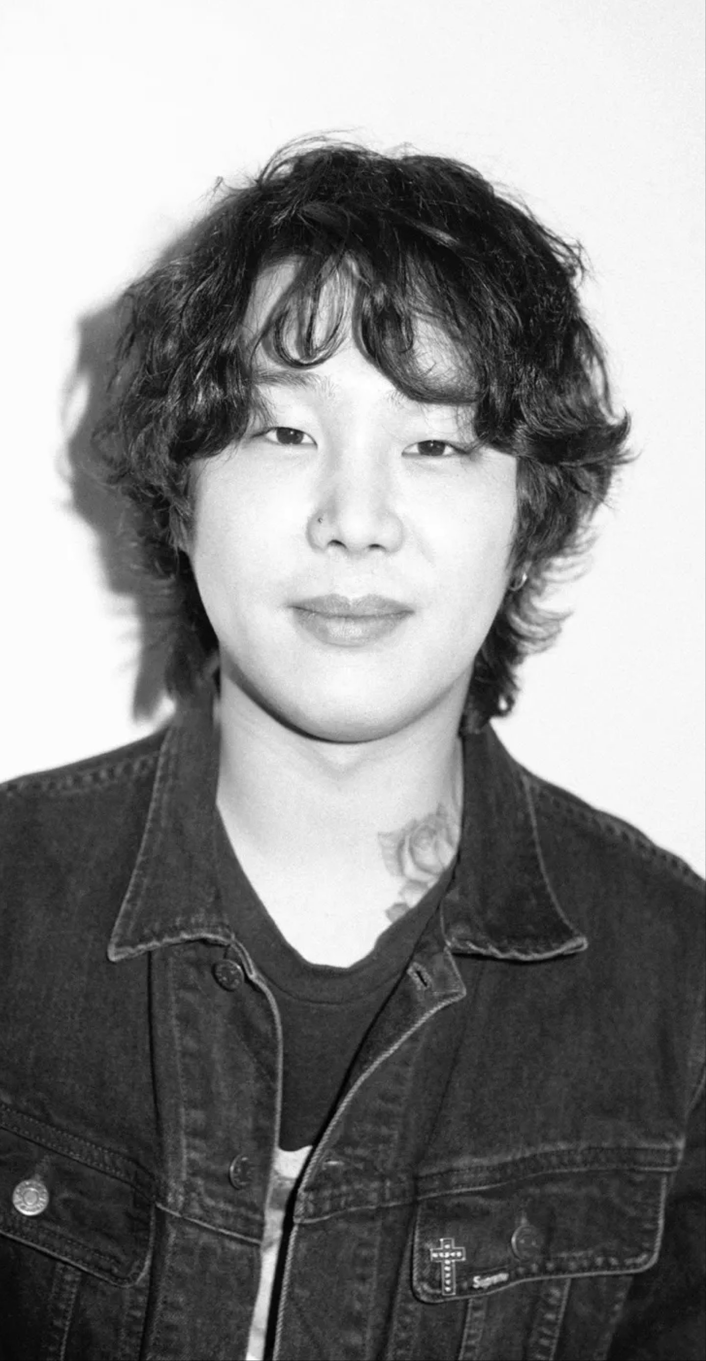 정주 감독 흑백 인물 사진